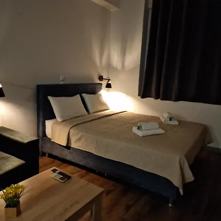 Day In 2 Apartment